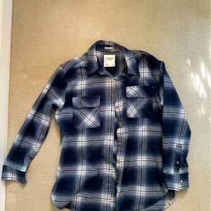 Abercrombie shirt; size small